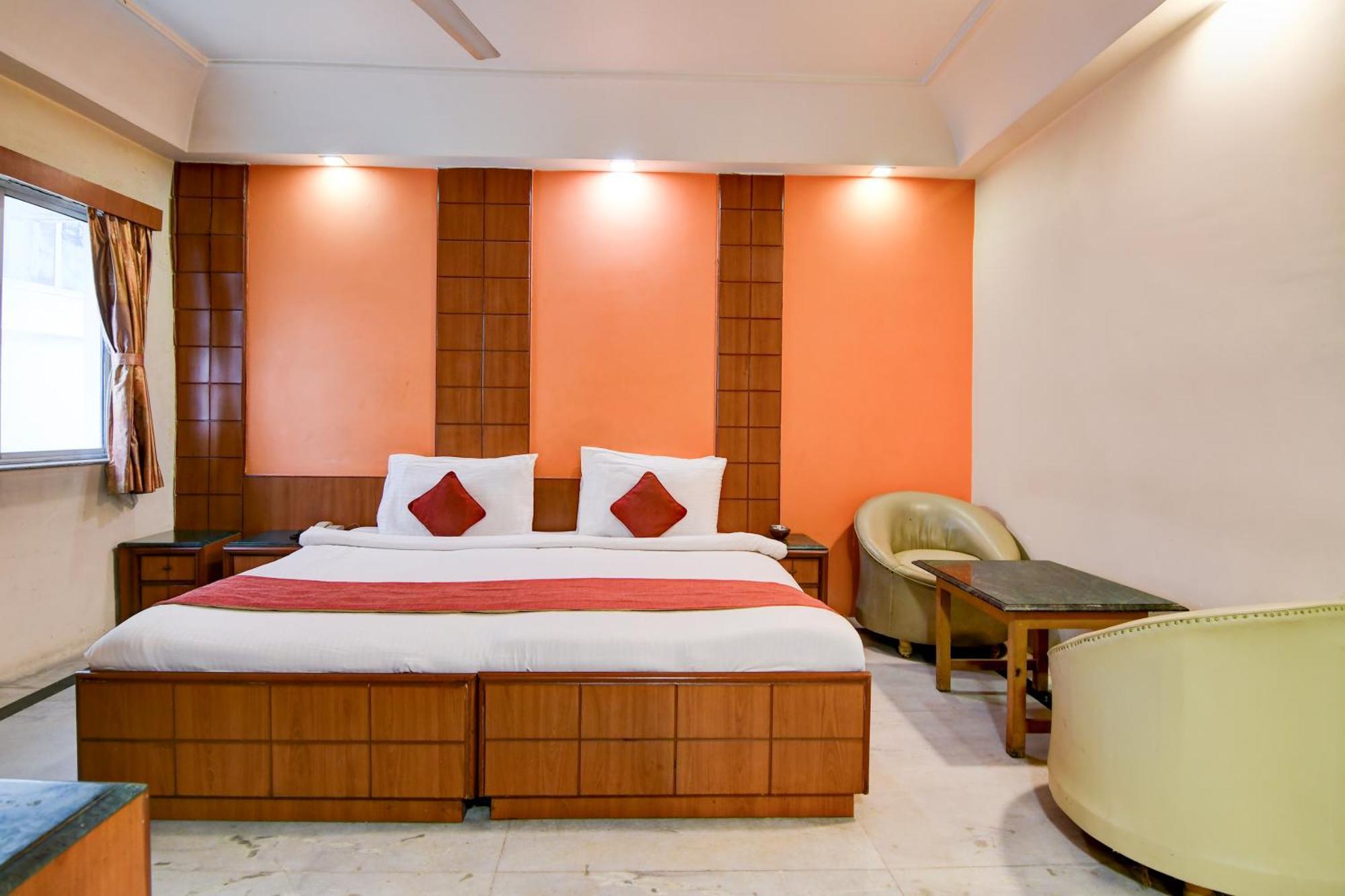 Hotel King'S Crown Kolkata Exterior photo